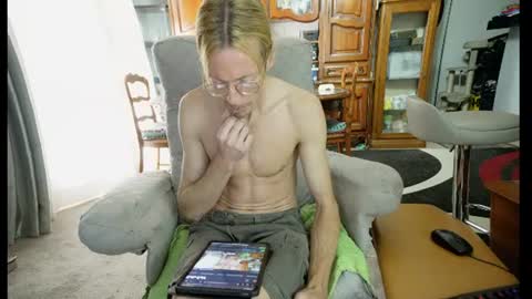 Snapshot of 00jeff31 chatting on June 21, 2026, 6:38 am jeff online show from June 21, 2026, 6:38 am