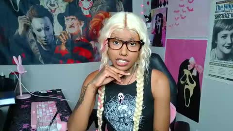Spookie Baddie online show from May 7, 2026, 2:06 am
