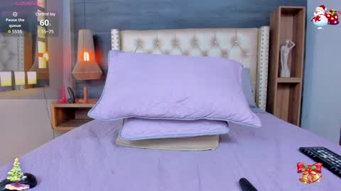 Snapshot of 01victoria chatting on December 10, 2024, 3:55 pm 01victoria online show from December 10, 2024, 3:55 pm