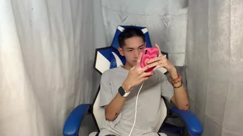 Snapshot of 0cir_asiansatisfy chatting on April 17, 2026, 9:34 am RICK online show from April 17, 2026, 9:34 am