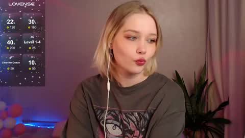 Snapshot of 0uralexa chatting on December 18, 2024, 10:57 pm Alexa online show from December 18, 2024, 10:57 pm