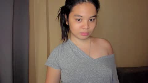 Snapshot of 0wwlo0k chatting on December 3, 2025, 8:00 am 0wwlo0k online show from December 3, 2025, 8:00 am