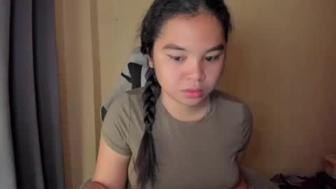 0wwlo0k online show from March 18, 2026, 4:59 am