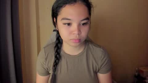 0wwlo0k online show from March 23, 2026, 4:49 am