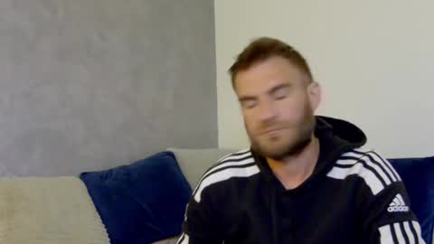 10in_deluxe online show from October 2, 2025, 7:37 am