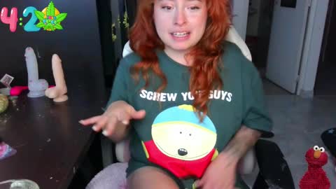 111lucygrim111 online show from December 24, 2024, 1:27 am