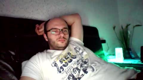 11anonymus11 online show from December 14, 2025, 9:41 pm