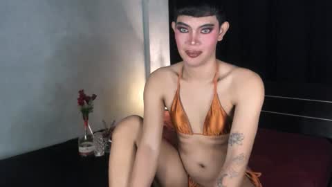 Snapshot of 12inchhugeselfsucker chatting on December 2, 2024, 11:34 am Leren online show from December 2, 2024, 11:34 am