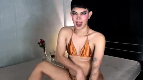 Snapshot of 12inchhugeselfsucker chatting on January 3, 2025, 4:48 pm Leren online show from January 3, 2025, 4:48 pm