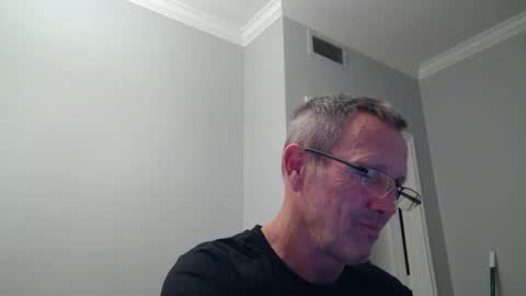 13glanmorfa online show from November 24, 2025, 1:49 am