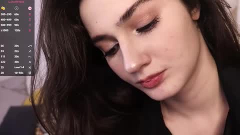 Snapshot of 17ths chatting on March 4, 2026, 6:19 am Leksi online show from March 4, 2026, 6:19 am