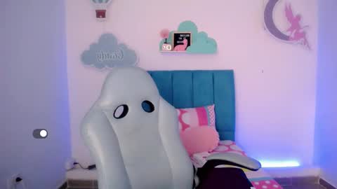 Alina online show from December 5, 2024, 2:31 am