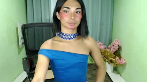 Snapshot of 18_nicole chatting on January 18, 2025, 11:32 am barbie online show from January 18, 2025, 11:32 am