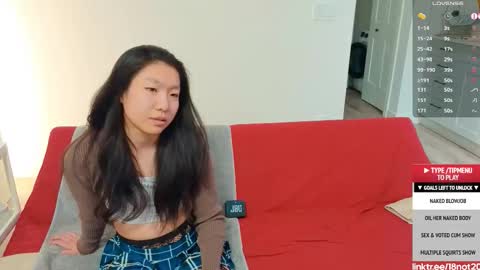 Tong  Ralph online show from October 31, 2025, 12:11 am