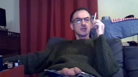 Snapshot of 18remy45 chatting on December 19, 2024, 6:23 pm 18remy45 online show from December 19, 2024, 6:23 pm