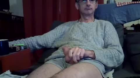 Snapshot of 18remy45 chatting on December 26, 2024, 10:26 am 18remy45 online show from December 26, 2024, 10:26 am