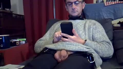 Snapshot of 18remy45 chatting on December 26, 2024, 6:12 pm 18remy45 online show from December 26, 2024, 6:12 pm
