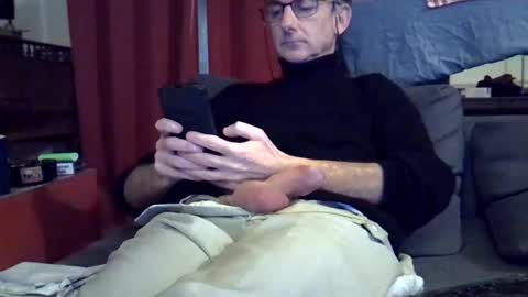 Snapshot of 18remy45 chatting on December 28, 2024, 6:18 pm 18remy45 online show from December 28, 2024, 6:18 pm