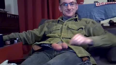 Snapshot of 18remy45 chatting on February 19, 2025, 9:14 pm 18remy45 online show from February 19, 2025, 9:14 pm