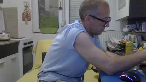 1973man online show from April 14, 2026, 7:42 pm