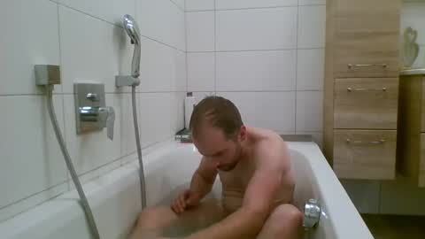 Snapshot of 19berni91 chatting on November 26, 2025, 2:29 pm berni online show from November 26, 2025, 2:29 pm