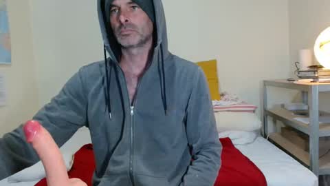 djulia online show from January 27, 2025, 11:43 am