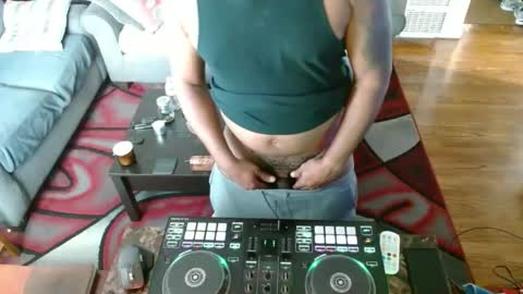 Snapshot of 19ericb68 chatting on March 3, 2025, 12:37 am Mr. E the BBC online show from March 3, 2025, 12:37 am