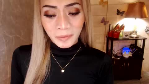 angel online show from November 12, 2025, 5:46 pm