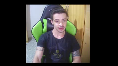 Snapshot of 1good_vibes1 chatting on October 5, 2025, 4:33 am 1good_vibes1 online show from October 5, 2025, 4:33 am