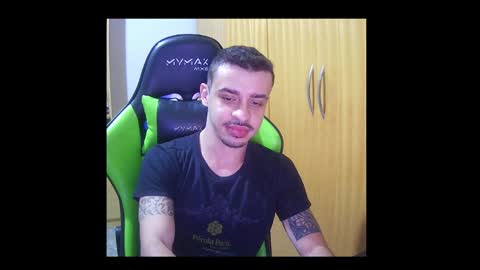 Snapshot of 1good_vibes1 chatting on October 12, 2025, 4:33 am 1good_vibes1 online show from October 12, 2025, 4:33 am