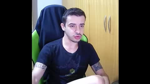 Snapshot of 1good_vibes1 chatting on November 9, 2025, 4:33 am 1good_vibes1 online show from November 9, 2025, 4:33 am