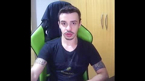 Snapshot of 1good_vibes1 chatting on November 25, 2025, 2:33 am 1good_vibes1 online show from November 25, 2025, 2:33 am