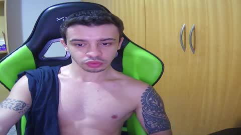 1good_vibes1 online show from April 7, 2026, 4:35 am