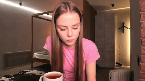 Lily 3 online show from November 15, 2025, 12:52 am