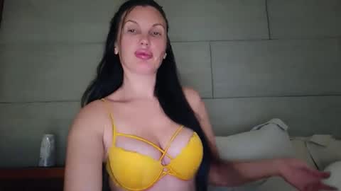 Snapshot of 1lovely1 chatting on May 31, 2026, 4:20 am Onna online show from May 31, 2026, 4:20 am