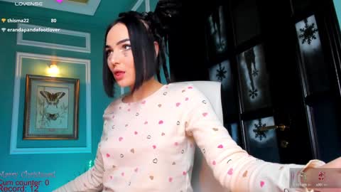 Moona  online show from December 26, 2024, 3:10 pm