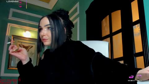 Moona  online show from January 18, 2025, 9:45 pm