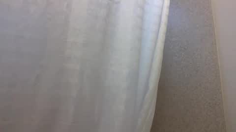 TheShyOne18 online show from November 5, 2025, 7:36 pm