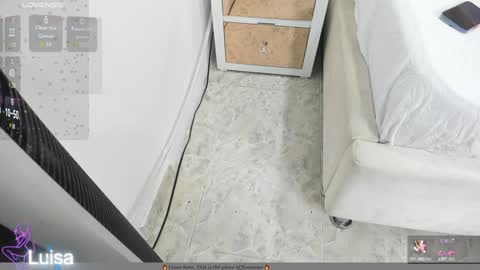 Snapshot of 1naughty_milf chatting on December 24, 2024, 12:00 pm Luisa online show from December 24, 2024, 12:00 pm