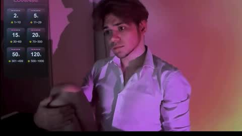 1roberttt online show from September 13, 2025, 11:15 pm