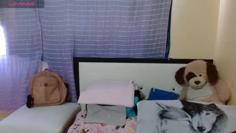 paola online show from October 22, 2025, 5:02 pm