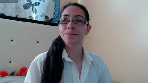 paola online show from April 15, 2026, 10:21 pm