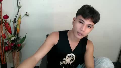 1sweetloverxx online show from November 30, 2025, 2:32 pm