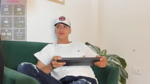 Snapshot of 1threestar chatting on November 12, 2025, 12:49 pm 1Threestar online show from November 12, 2025, 12:49 pm