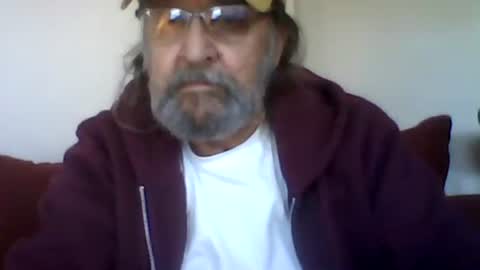 1valentine online show from December 1, 2025, 4:56 pm