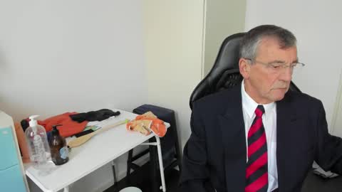 Henk online show from November 30, 2025, 1:48 pm