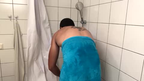 2025rob online show from November 10, 2025, 5:23 pm