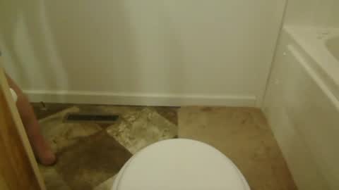 Snapshot of 20acresbub chatting on January 5, 2025, 1:45 am 20acresbub online show from January 5, 2025, 1:45 am