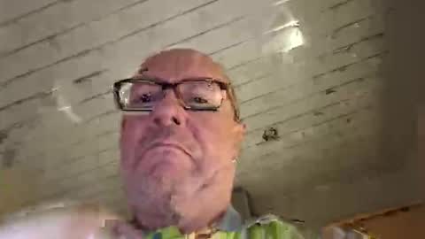 Snapshot of 211scudder chatting on December 2, 2025, 3:51 pm 211skoosh online show from December 2, 2025, 3:51 pm