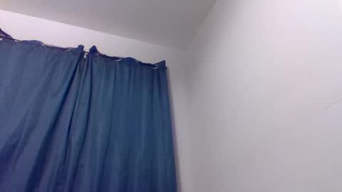 AlecurClit online show from December 10, 2024, 11:19 pm